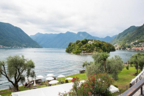 Lake Como Studio with Balcony and Private Parking